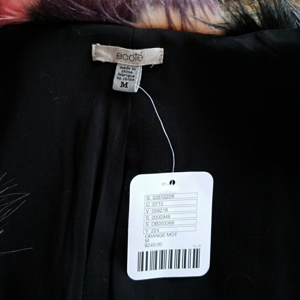 Urban Outfitters Faux Fur Coat - Picture 6 of 8